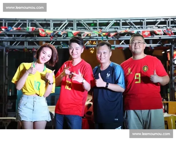 高清足球赛事直播APP下载指南畅享全球赛场精彩即时比分数据分析权威解说 - 副本 (232) - 副本 - 副本 - 副本 - 副本